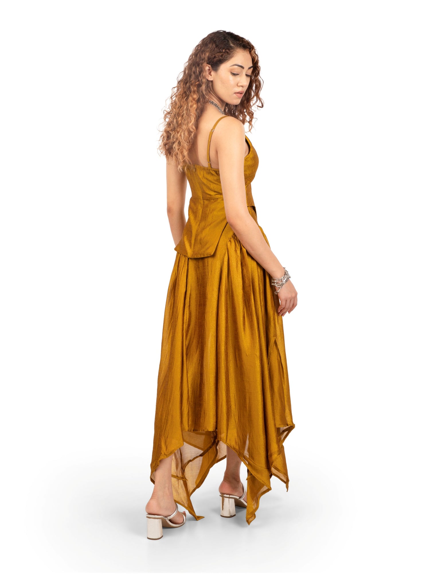 Back view of women's coord set
